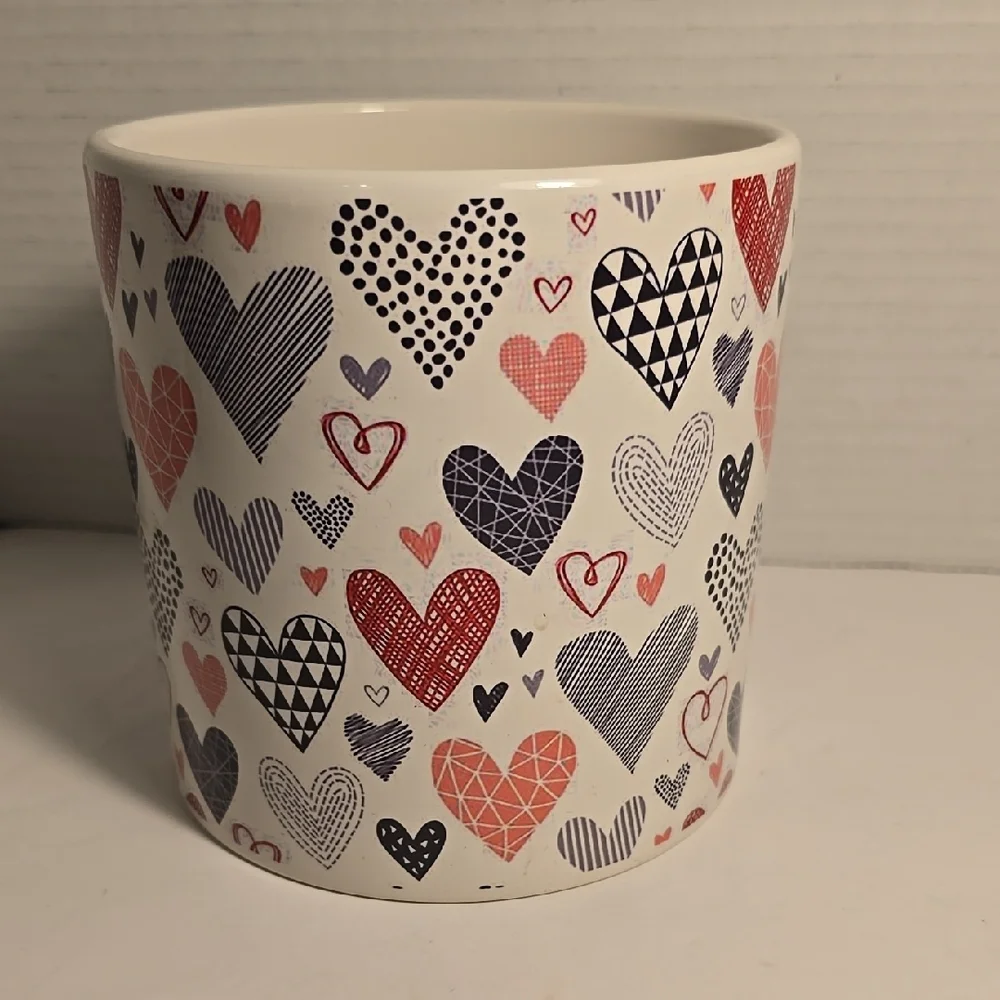 Heart Patterned Ceramic‎ Mug